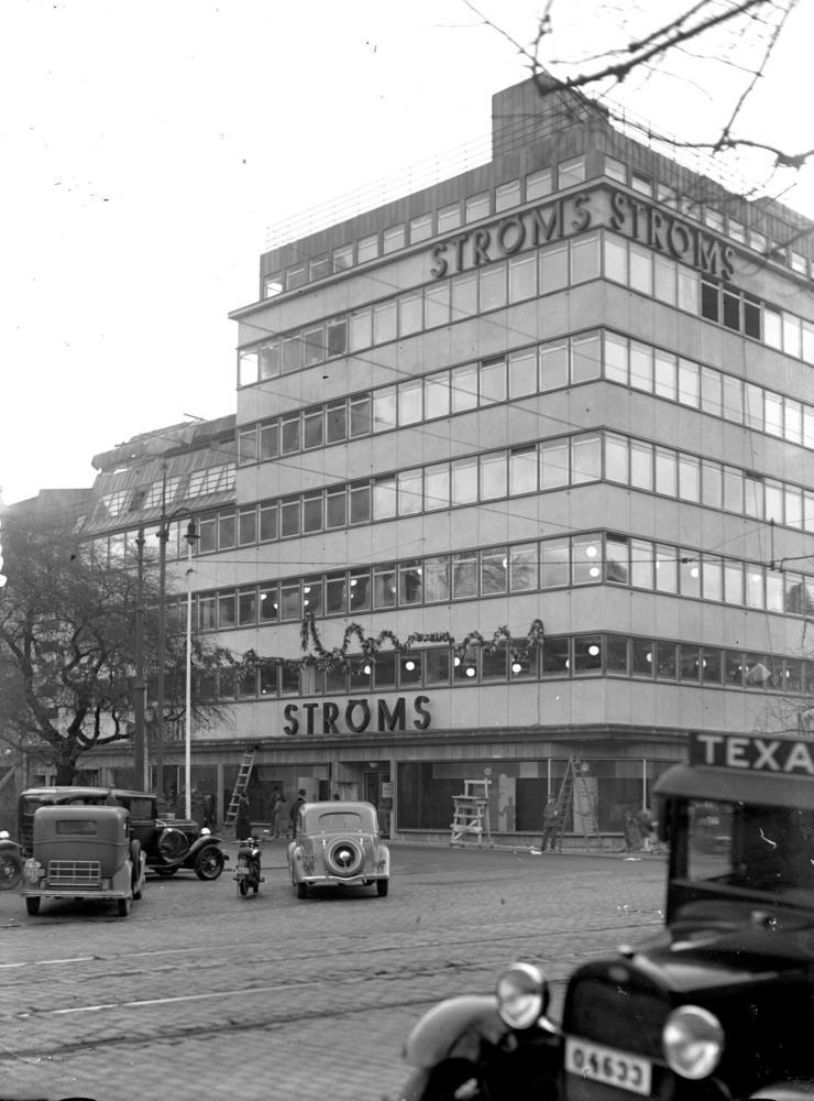Strömshuset stod klart 1935. Fastighetsägaren Vasakronan vill med renoveringen återställa den ursprungliga fasaden.