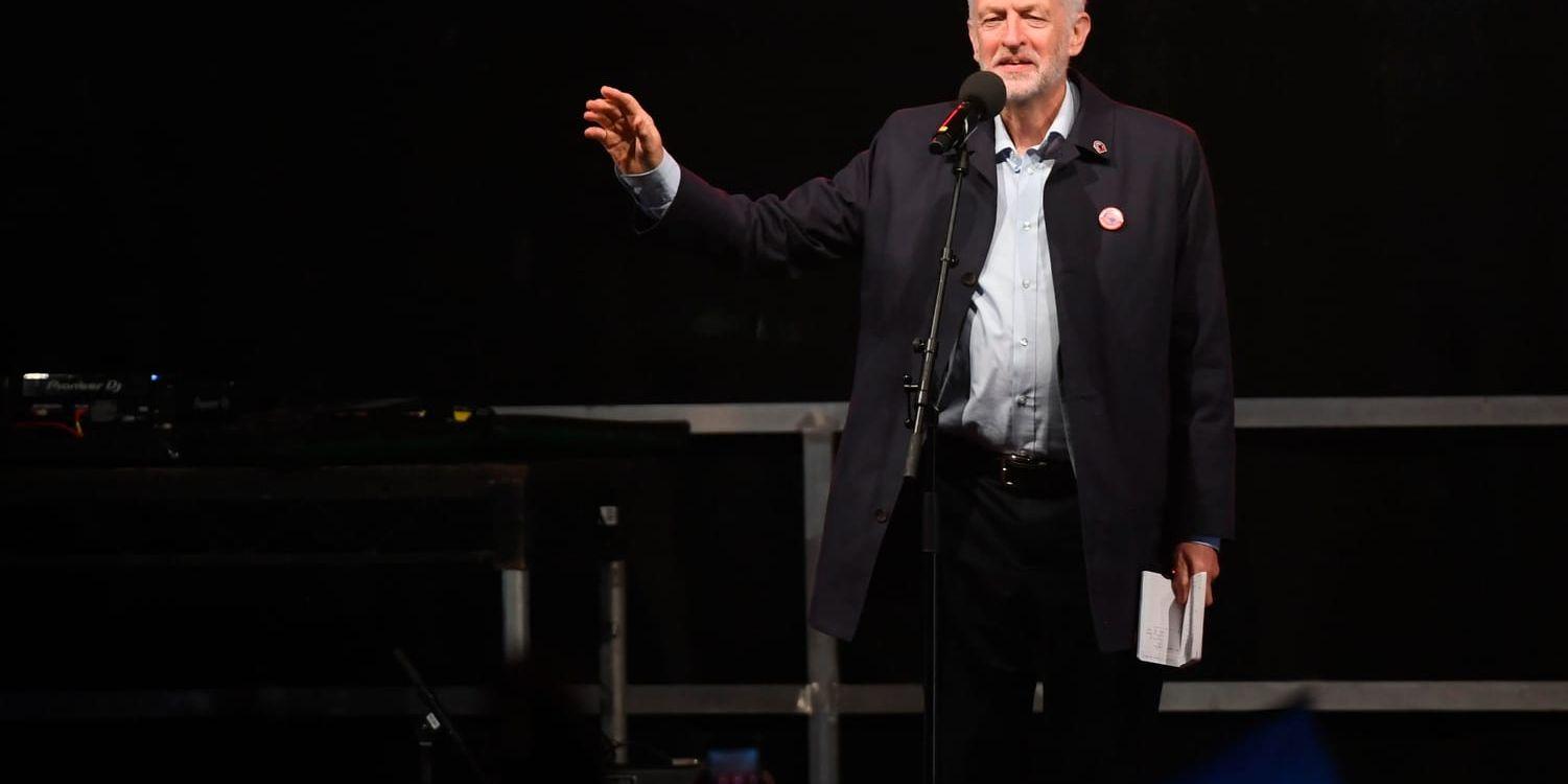 Labours ledare Jeremy Corbyn under ett tal i Liverpool på lördagen.