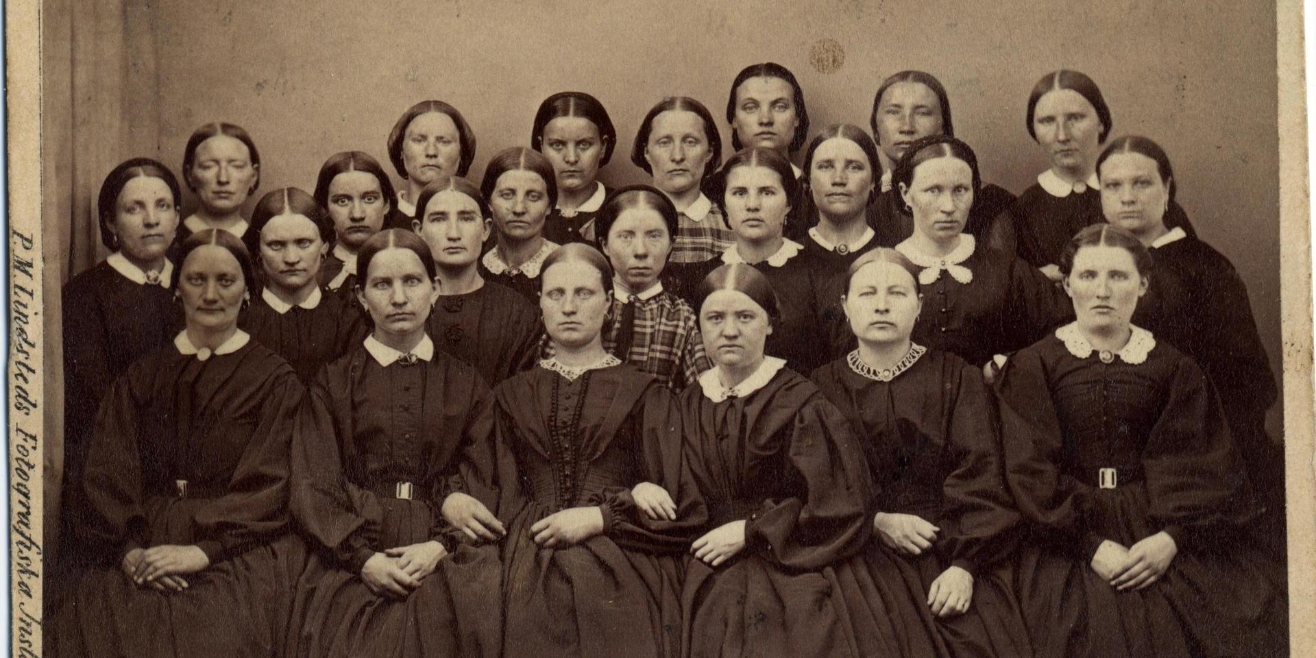 Barnmorskeklassen av år 1865. 