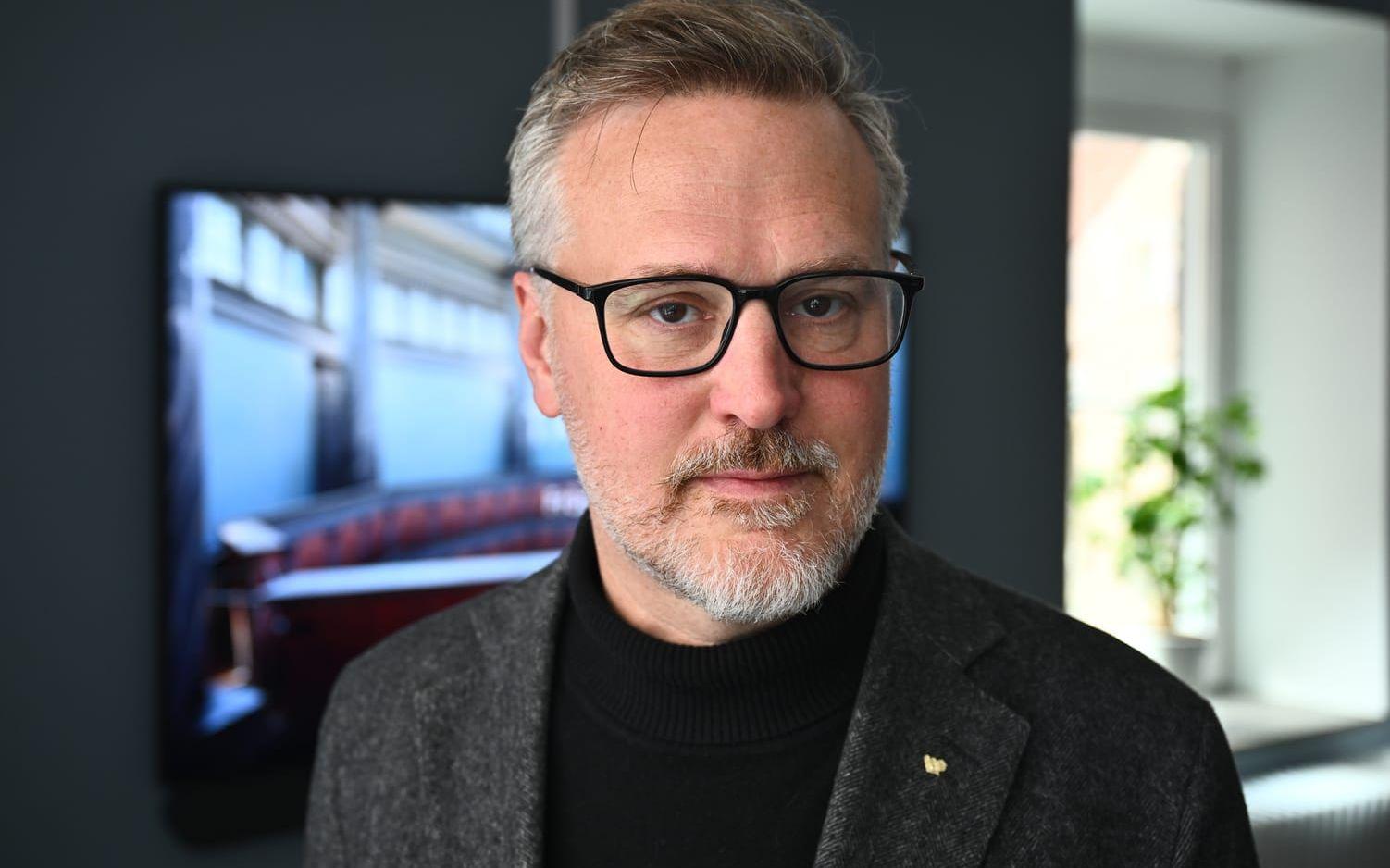 Max Elger, generaldirektör på Statens fastighetsverk, säger att man måste kräva marknadsmässiga hyror även av ekonomiskt pressade museer.