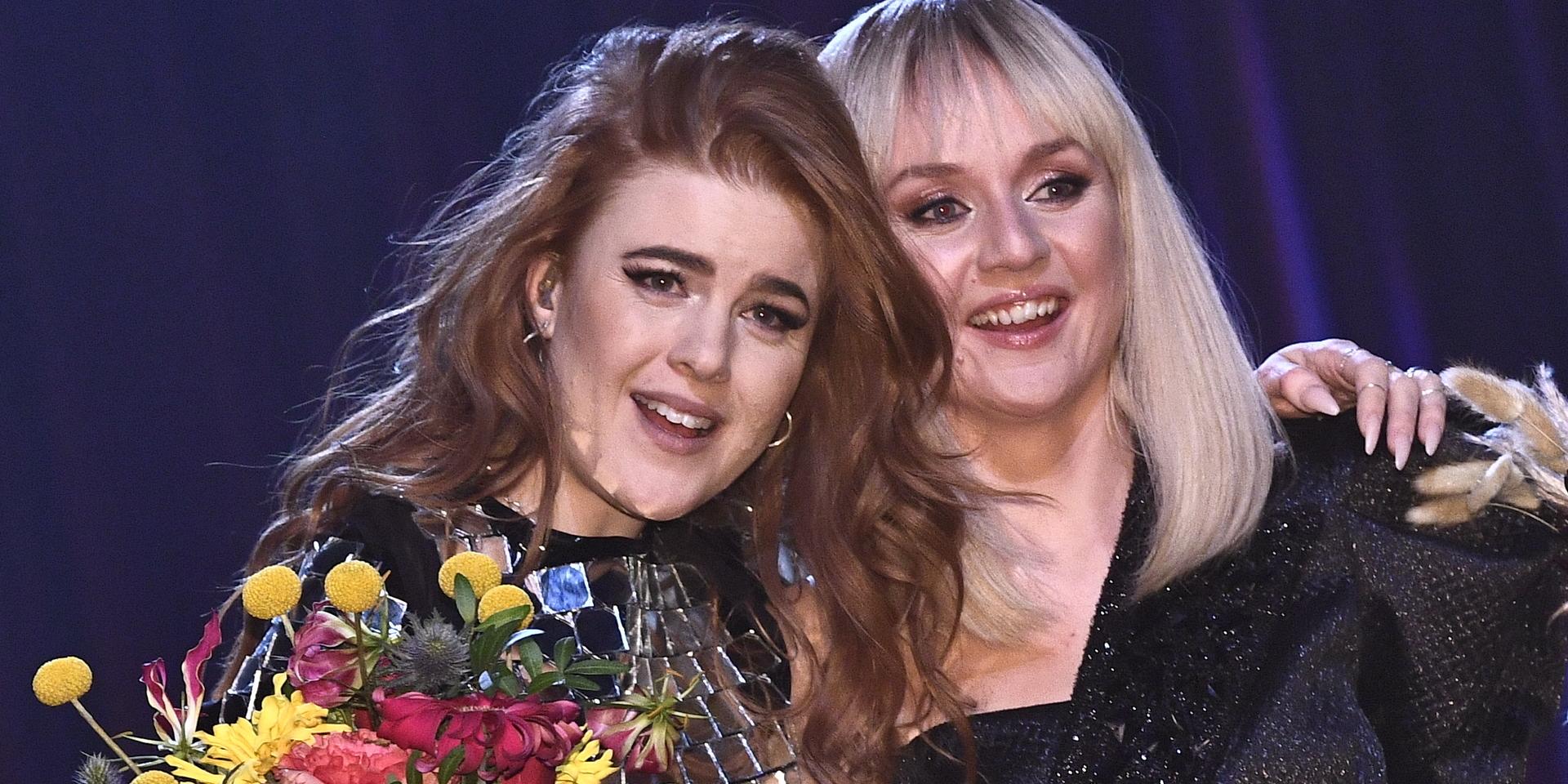 Dotter och Anna Bergendahl gick direkt vidare till final under Melodifestivalens deltävling två i Scandinavium på lördagen. 