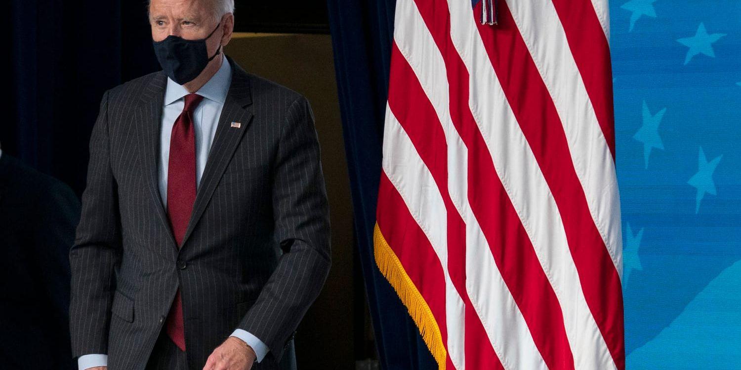 President Joe Biden kommer hålla i en tyst minut på måndagen för att hedra de över 500 000 amerikaner som dött i covid-19.
