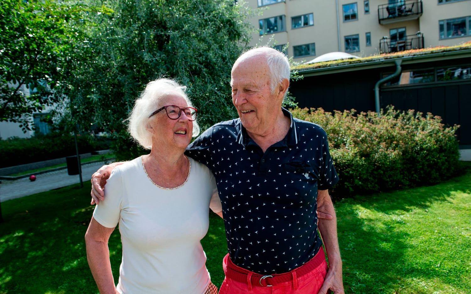 För 62 år sen träffades Britt och Lennart på dansbanan. Sedan dess har de varit ett par. Bild: Anders Hofgren