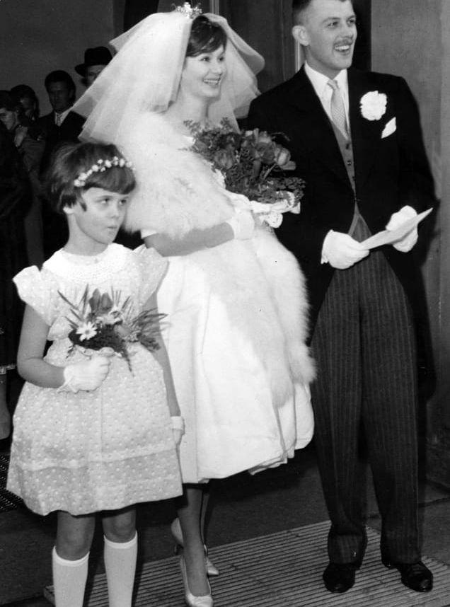 1958 gifte sig Sven-Bertil Taube med skådespelaren och fotomodellen Inger Åhman.
