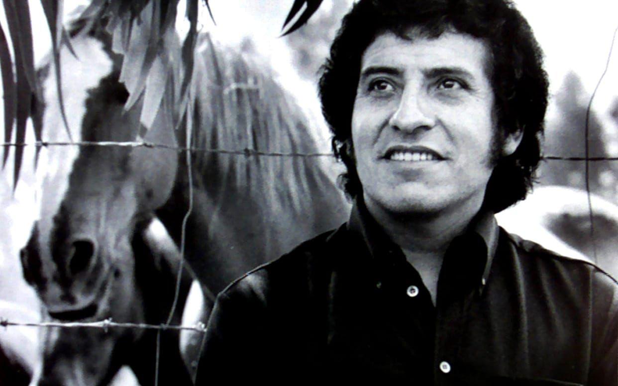 Folksångaren Víctor Jaras mördare får sina straff fastställda, när det nästan har gått 50 år sedan mordet. Arkivbild.