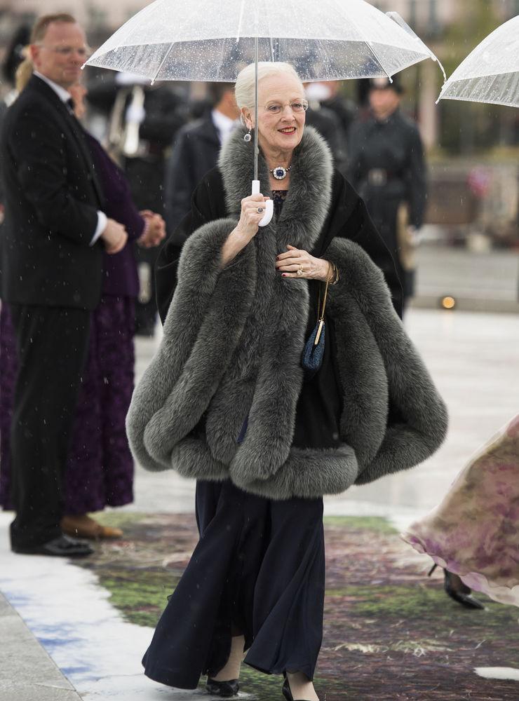2017: Drottning Margrethe anländer till festmiddag i Oslo. Arkivbild.