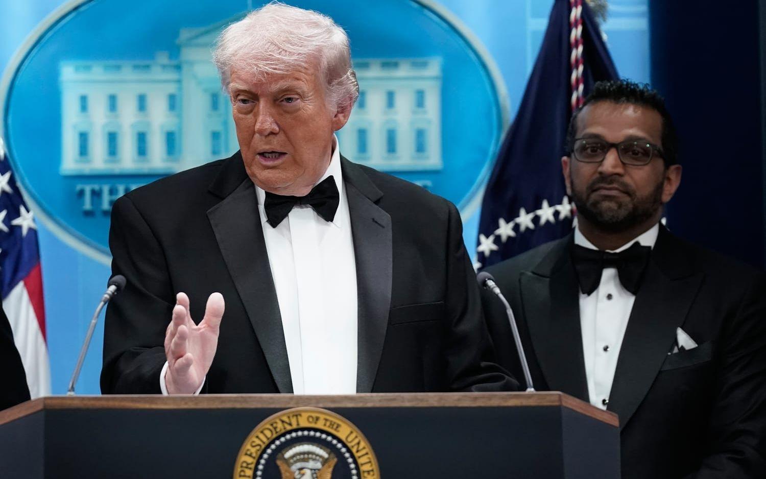 USA:s president Donald Trump  efter skottlossningen vid Vita husets korrespondentmiddag på lördagen 