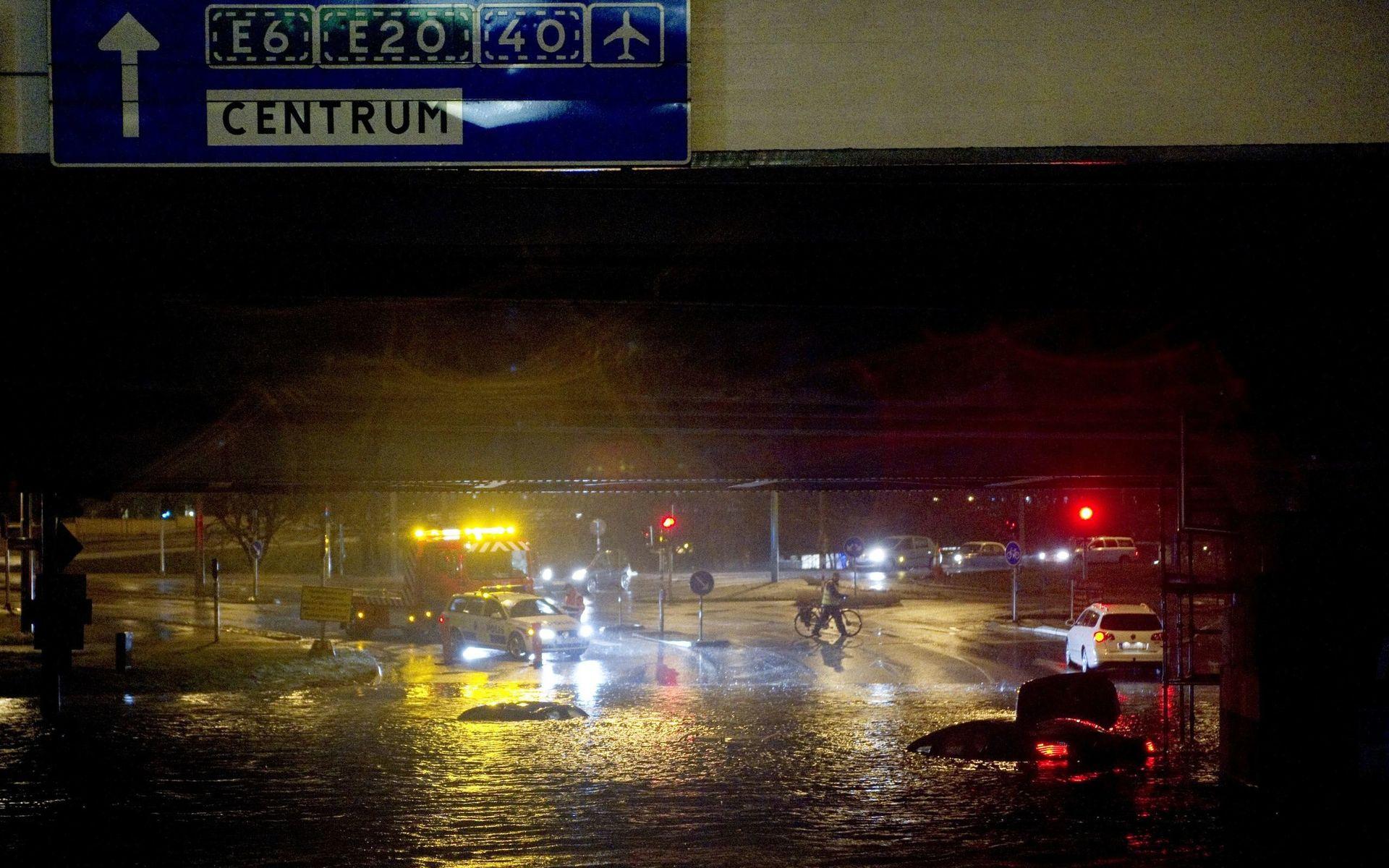 Hårda vindar och stora regnmängder ledde till trafikproblem vid Gamlestaden för ett par år sedan.