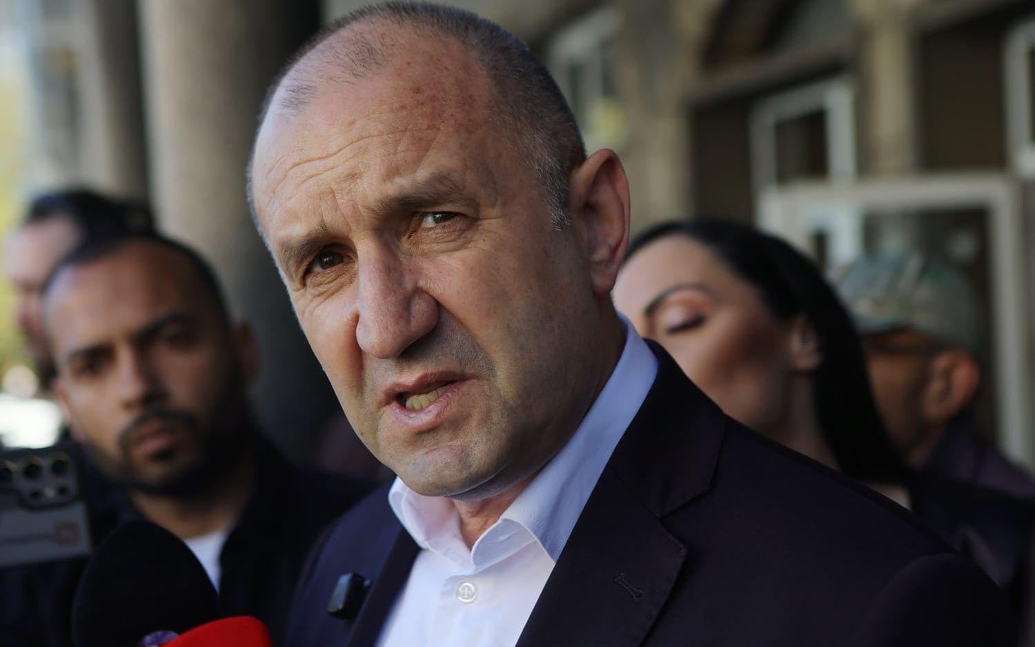 Den tidigare presidenten Rumen Radev på söndagen efter att han lagt sin röst i en vallokal i Sofia.