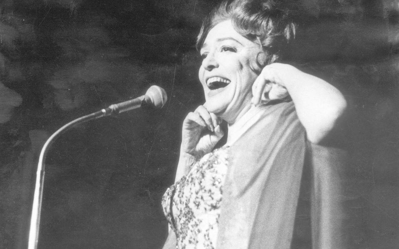 1962. Primadonnan Zarah Leander uppträder på Berns i Stockholm. Bild: Bonnierarkivet