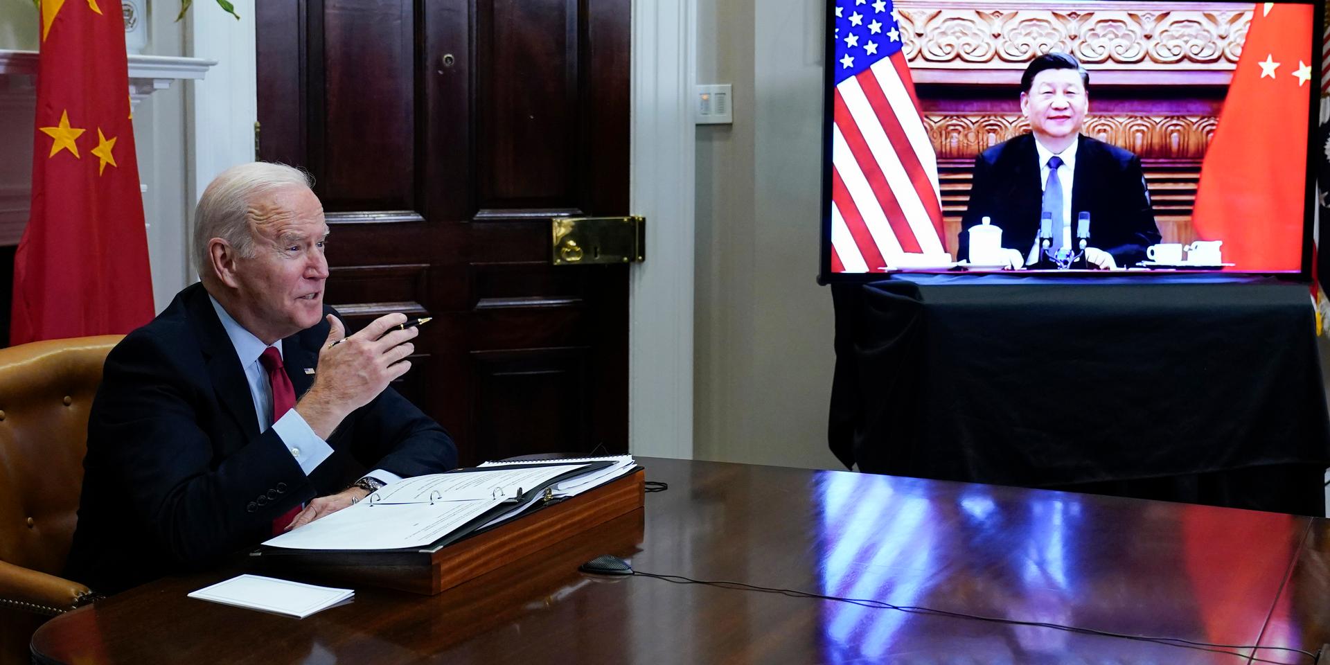USA:s och Kinas presidenter Joe Biden och Xi Jinping höll ett digitalt toppmöte under natten mot tisdagen, svensk tid.