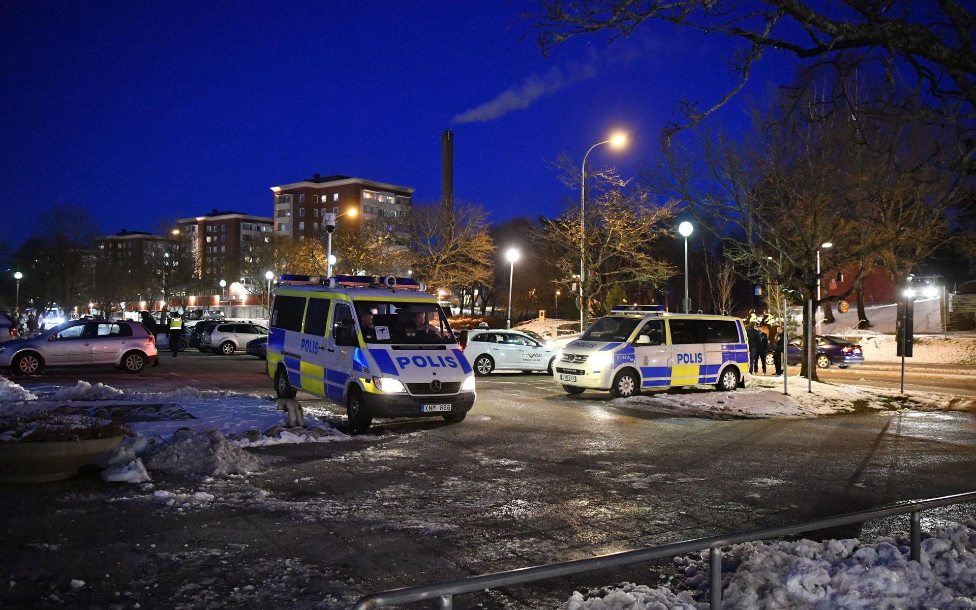 Polisen hade ökat sin närvaro i Trollhättan under onsdagkvällen. 