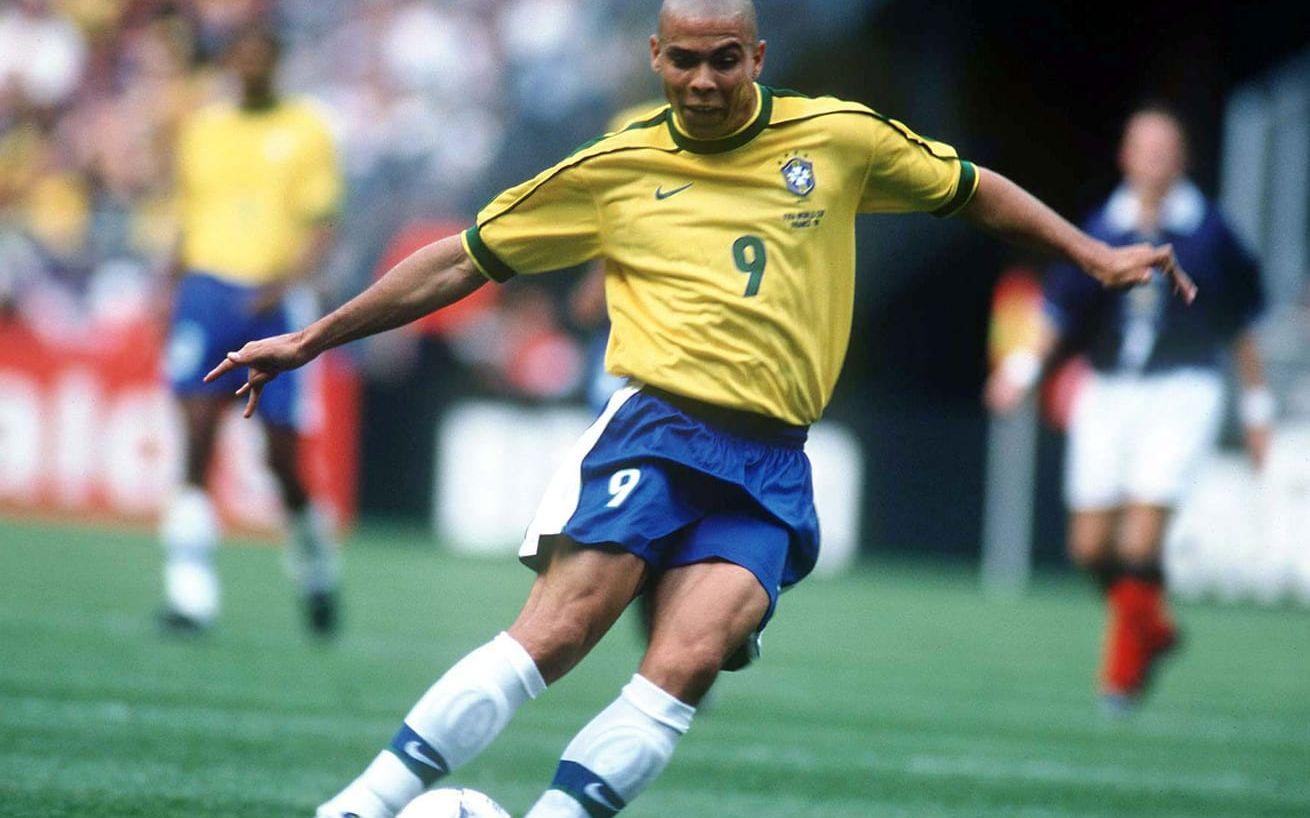 1996. Vinnare: Ronaldo, Brasilien och Barcelona. Han utmanades av två andra anfallare, George Weah och Alan Shearer. Foto: Bildbyrån