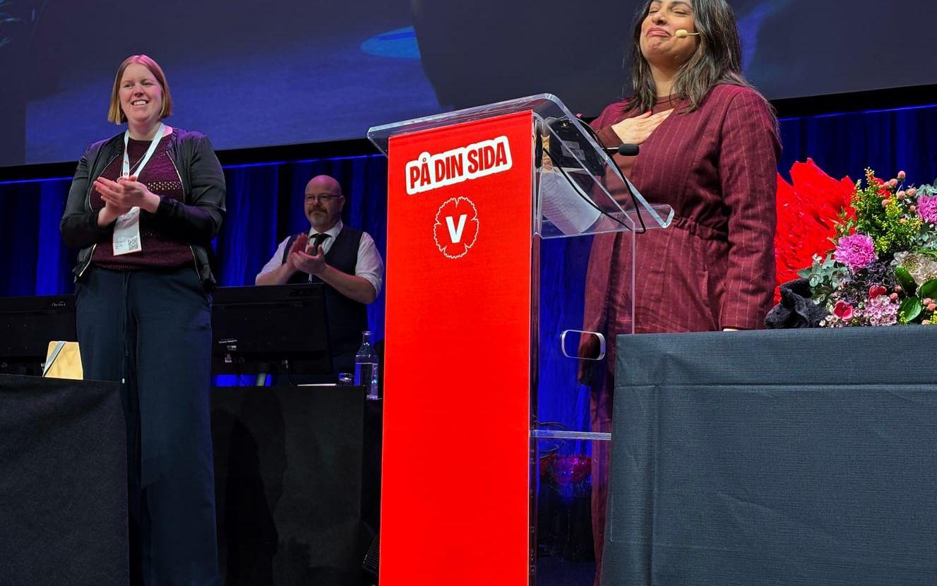 Nooshi Dadgostar efter att ha blivit omvald på V-kongressen i Örebro.