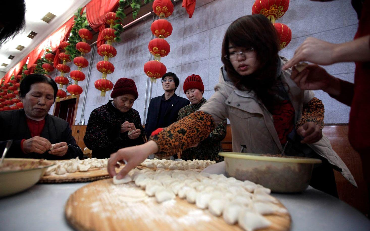 Kinesiska degknyten ses oftast som vardagsmat, men de är även ett måste när det kommer till nyårsmat. 