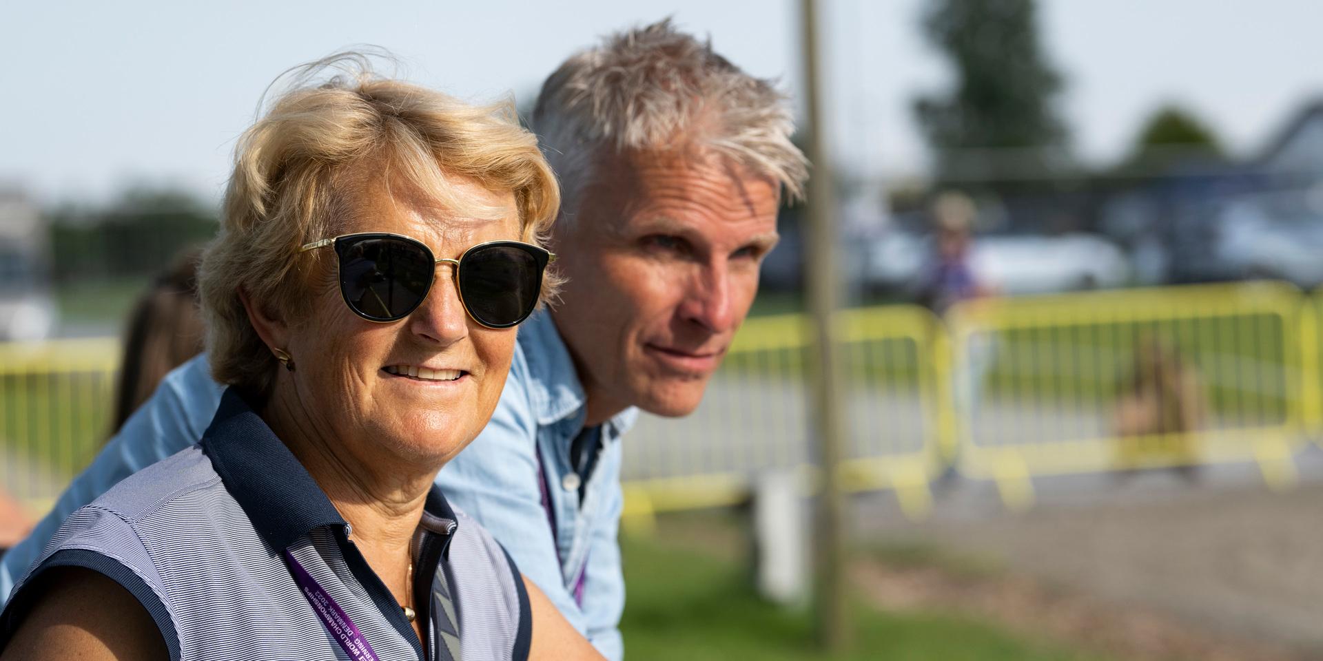 Maria Gretzer och Christian Olsson, sedan tio år ett radarpar när Radiosportens sänder ridsport.