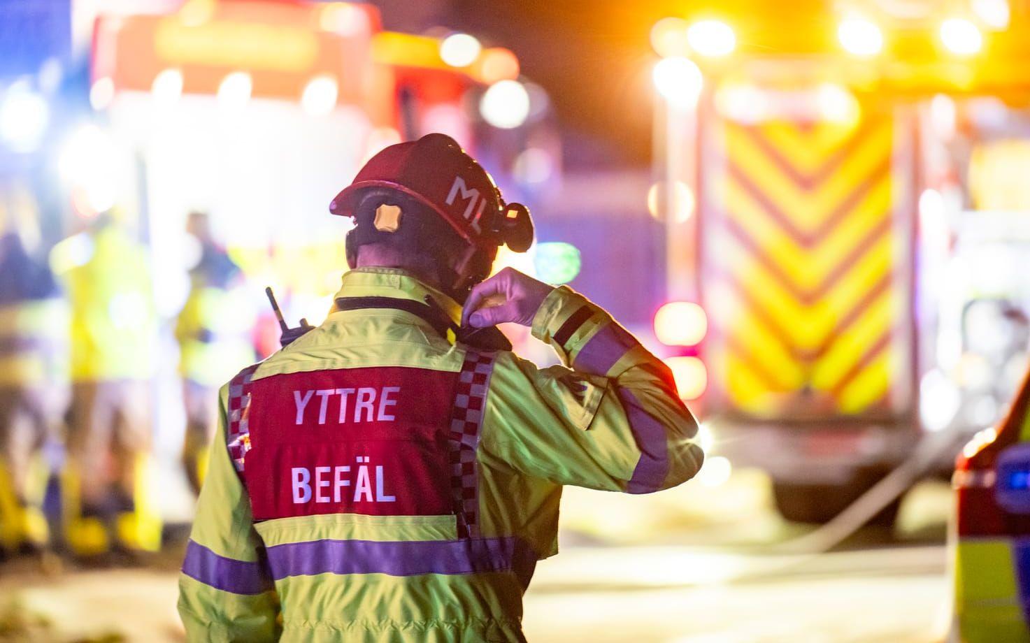 En villa har brunnit ned i Stockholm under natten. Arkivbild. 