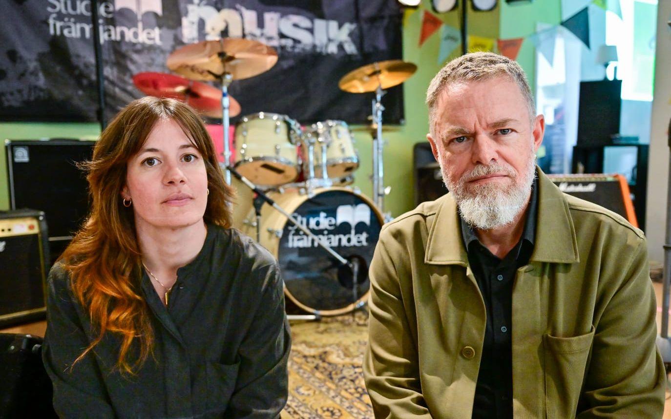 Utredaren Ylva Berglund och generalsekreteraren David Samuelsson säger att Studieförbundens rapport visar att 8 000 spelningar försvunnit under perioden 2023–2025.