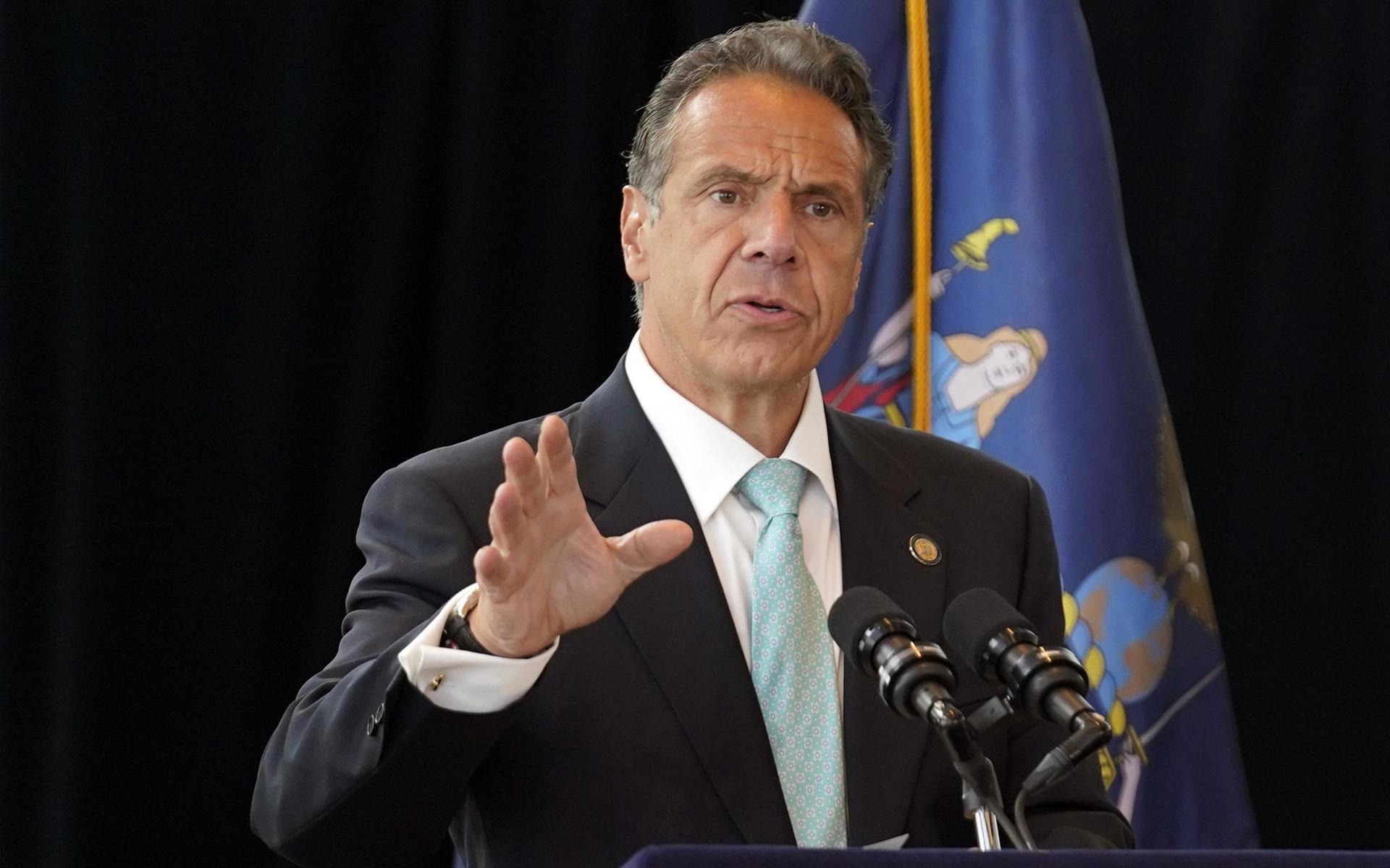 Delstaten New Yorks guvernör Andrew Cuomo meddelande på tisdagen att man lättar på restriktionerna.