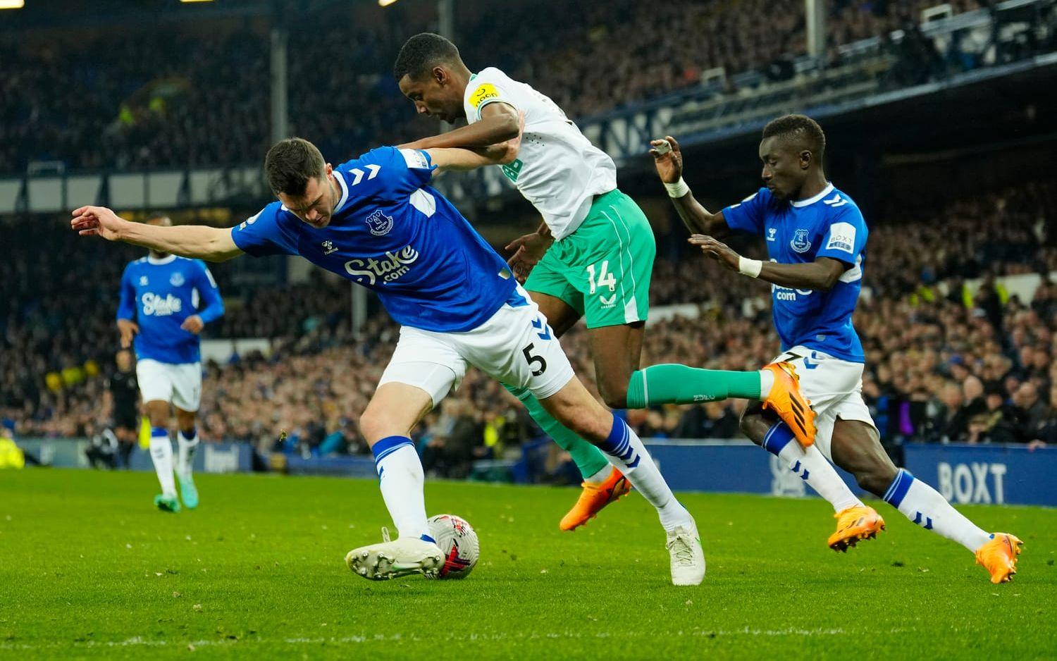 Alexander Isak stod för en läcker assist när Newcastle krossade Everton. 