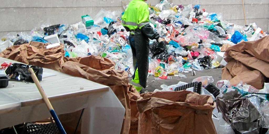 Plast är det svenskarna är sämst på att återvinna.