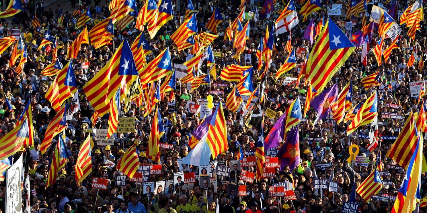 Katalanska politiker uppmanar separatisterna att vara öppna för en dialog. Arkivbild.
