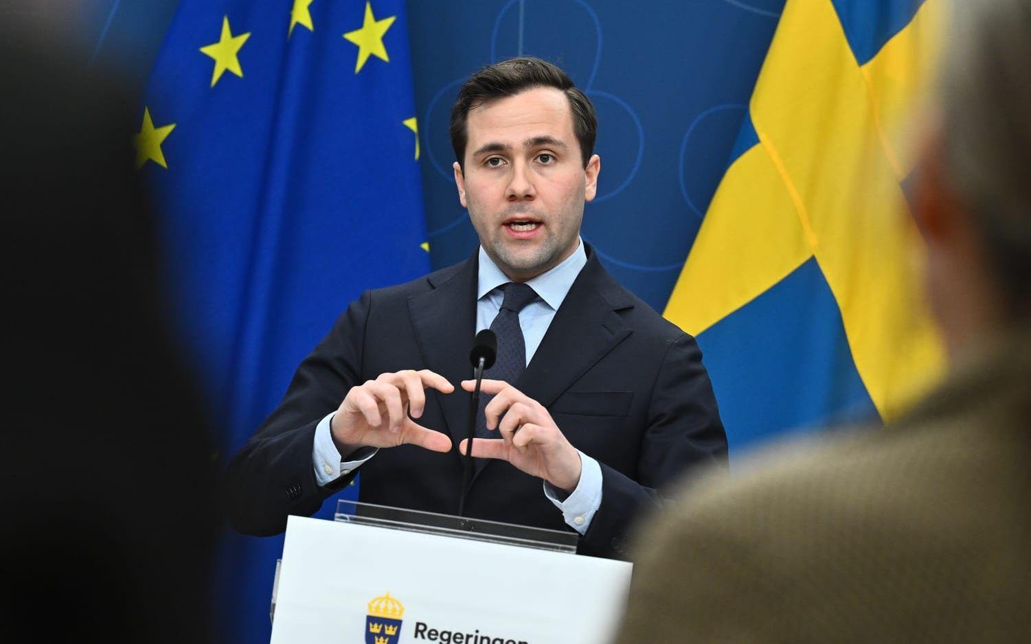 Bistånds- och utrikeshandelsminister Benjamin Dousa (M). Arkivfoto.