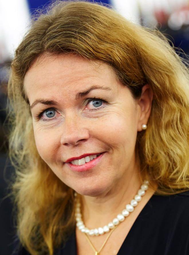 
    Cecilia Wikström (L), Europaparlamentariker
   