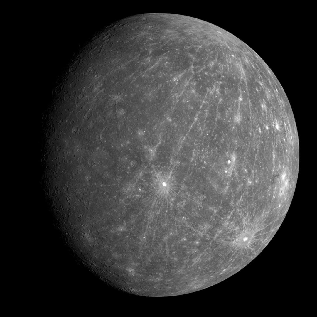 Robert Cummings, vid Onsala rymdobservatorium, tipsar också om att det under den kommande veckan är perfekta förutsättningar för att se Merkurius, även det med blotta ögat. &quot;Då ska man titta lågt över horisonten till höger och nedanför Venus, strax efter solnedgången.&quot;