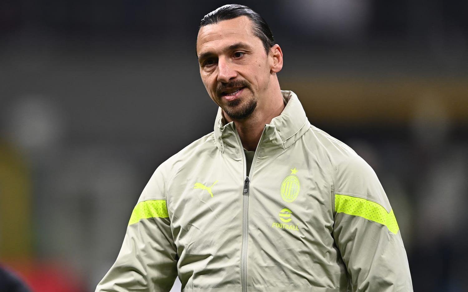 Zlatan var med i Milans trupp i fredags men blev kvar på bänken.