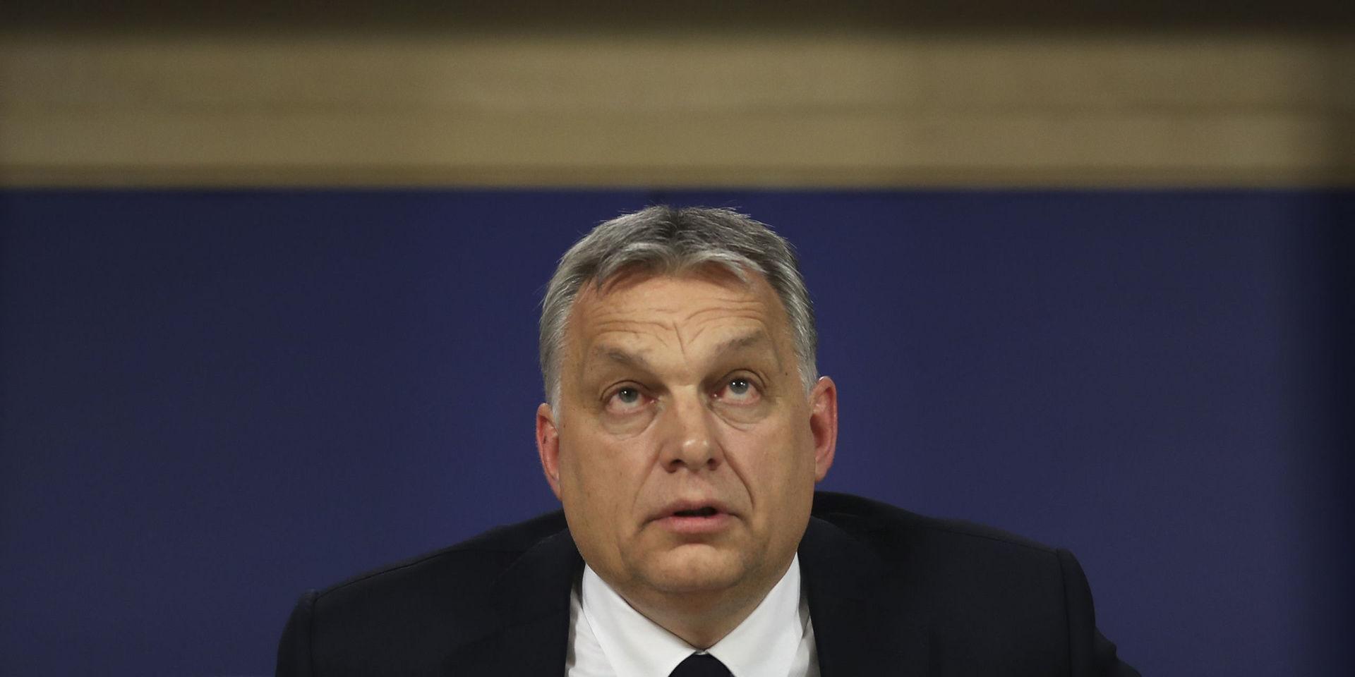 Ungerns premiärminister  Viktor Orbán håller presskonferens efter att EPP haft gruppmöte i EU-parlamentet under onsdag 20 mars, där gruppen beslutat att stänga av Orbáns parti Fidesz.