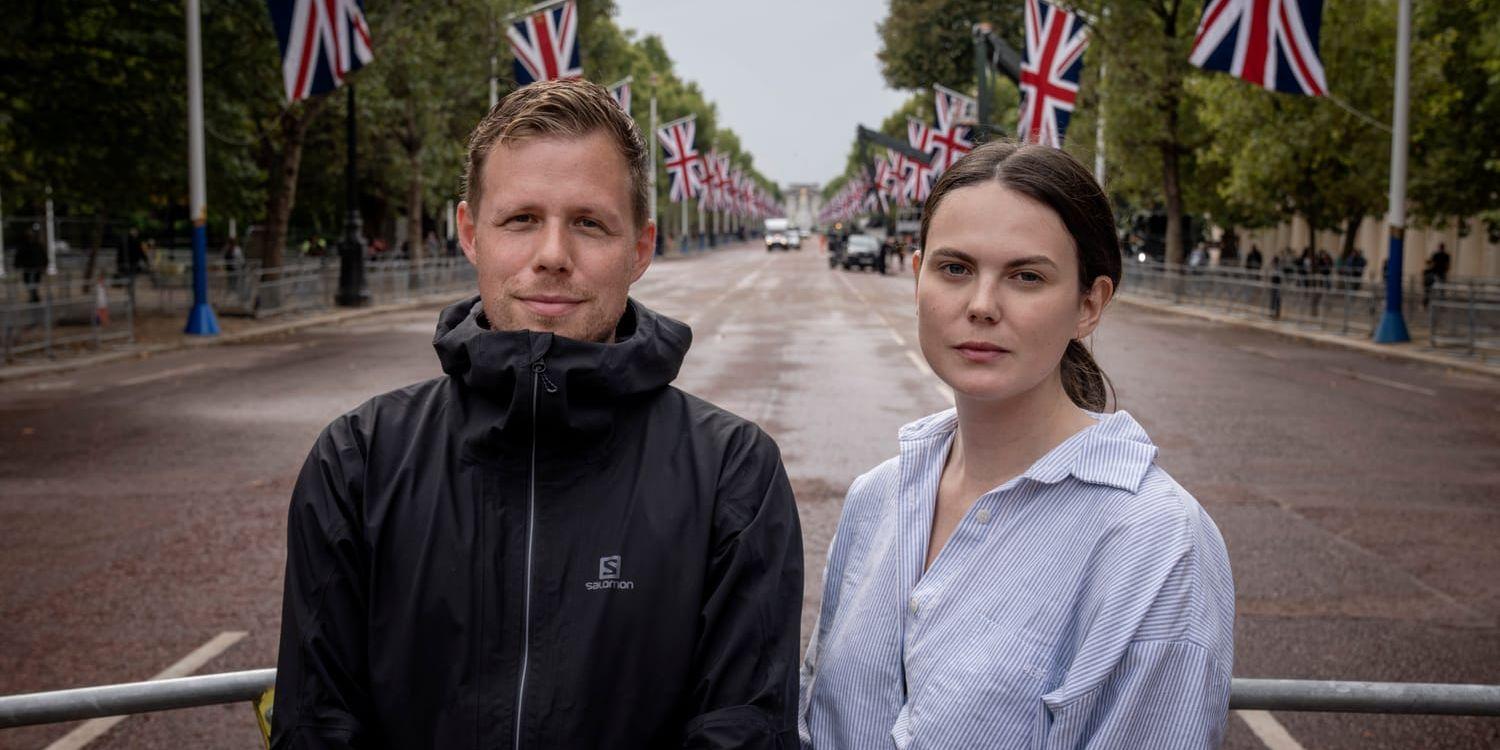 Fotograf Jonas Lindstedt och reporter Michaela Karlén på plats i London.