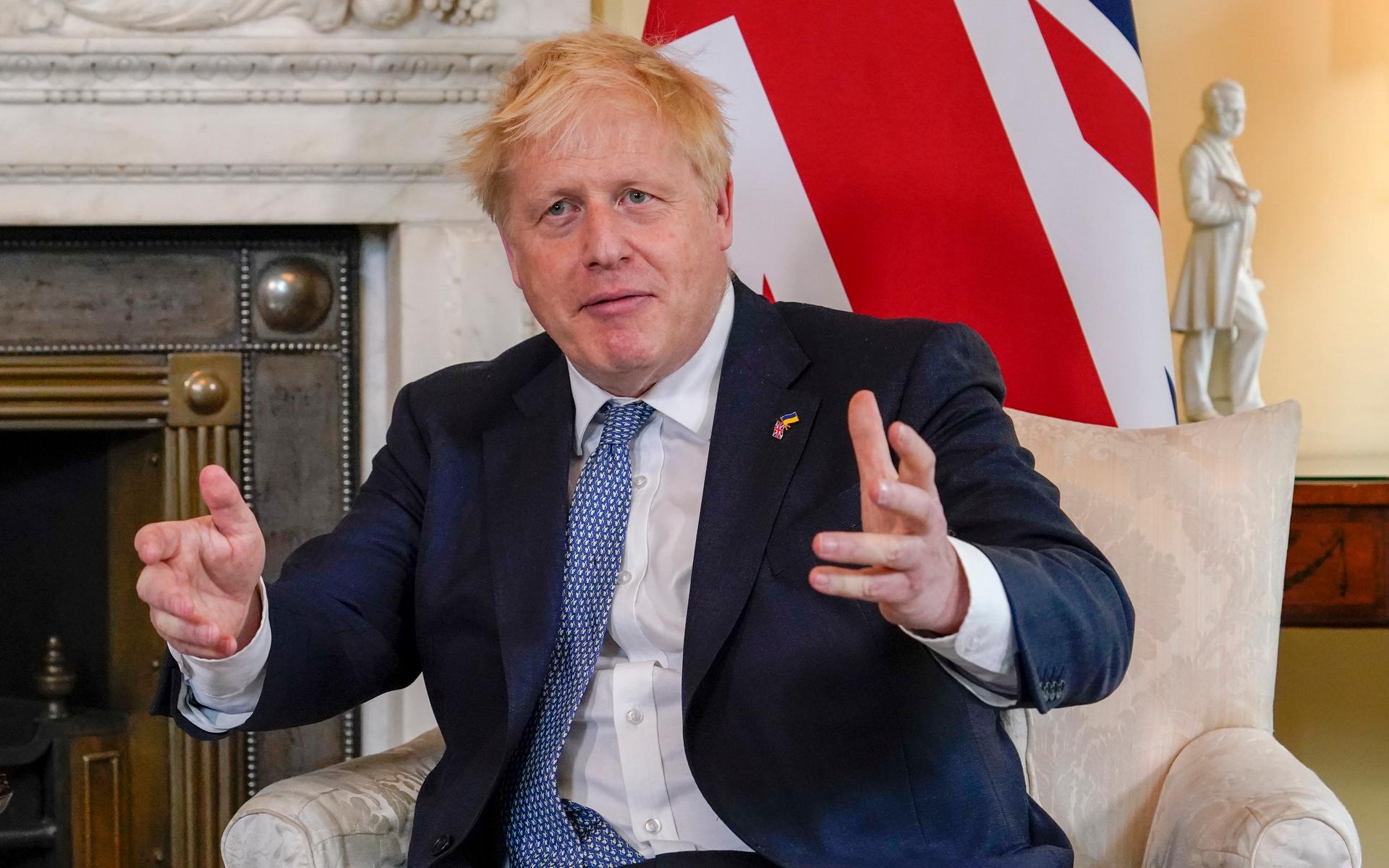 Storbritanniens premiärminister Boris Johnson vädjade om partikamraternas stöd inför misstroendeomröstningen.