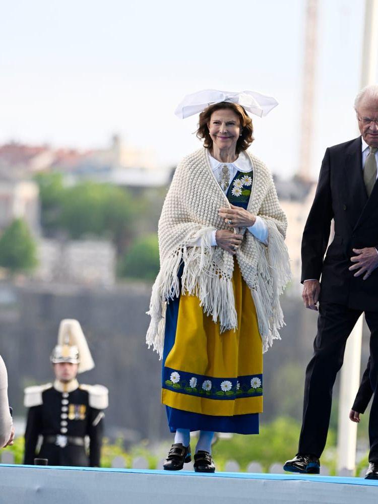 Drottning Silvia deltog i det traditionsenliga nationaldagsfirandet på Skansen den 6 juni.