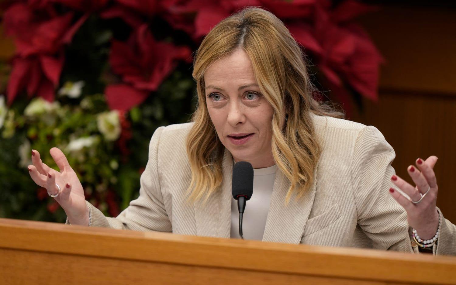 Italiens premiärminister Giorgia Meloni under sin nyårspressträff.