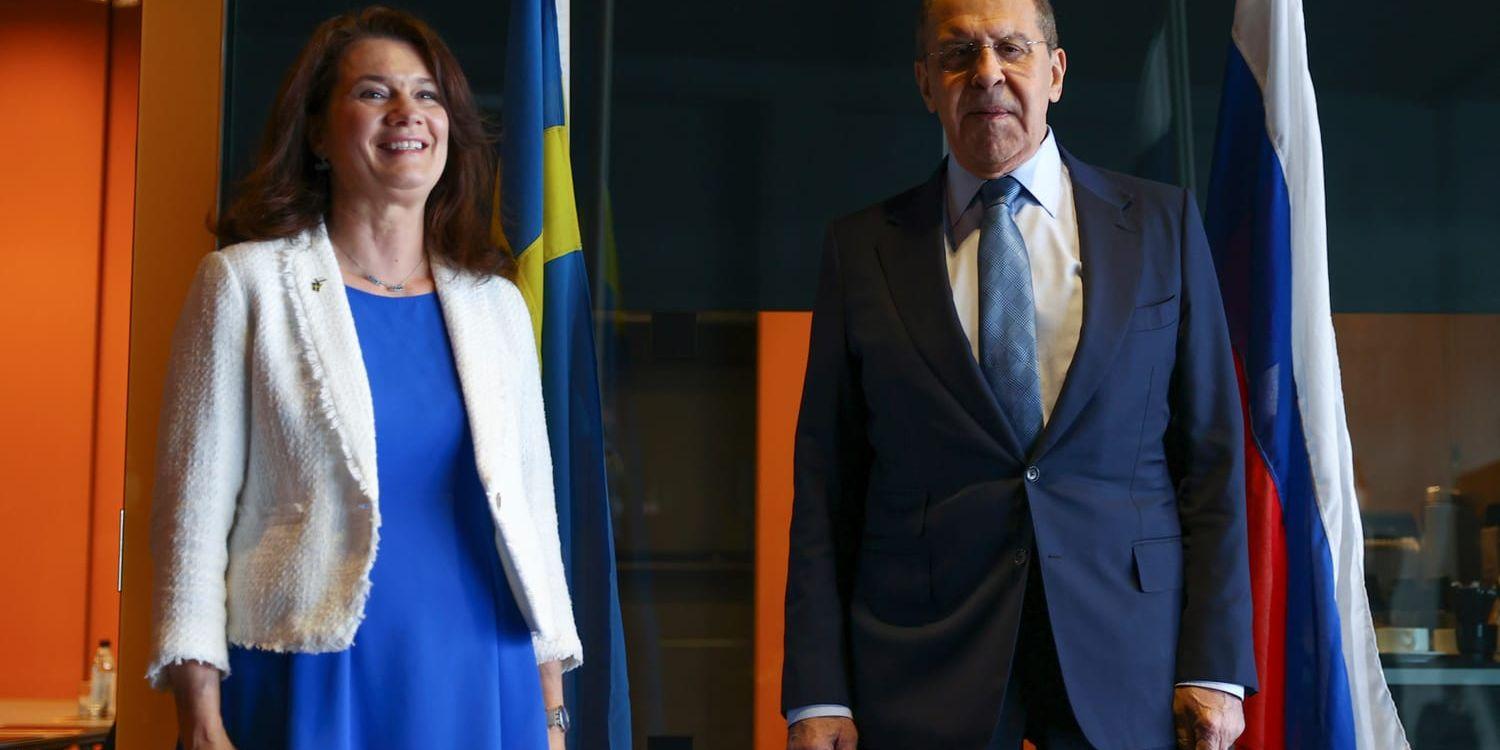 Sveriges utrikesminister Ann Linde och Rysslands utrikesminister Sergej Lavrov.