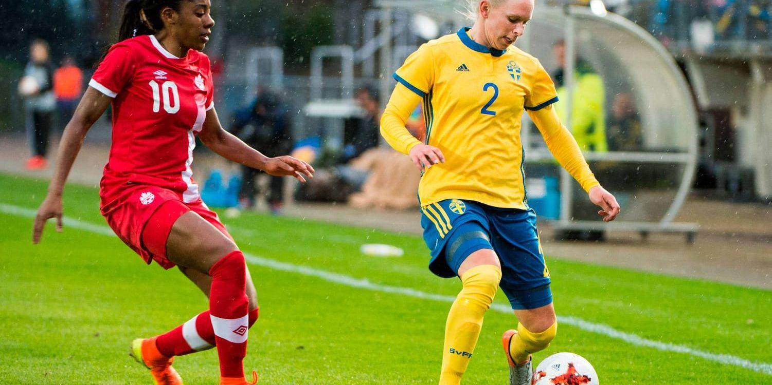 Jonna Andersson under matchen mot Kanada tidigare i våras. Arkivbild.