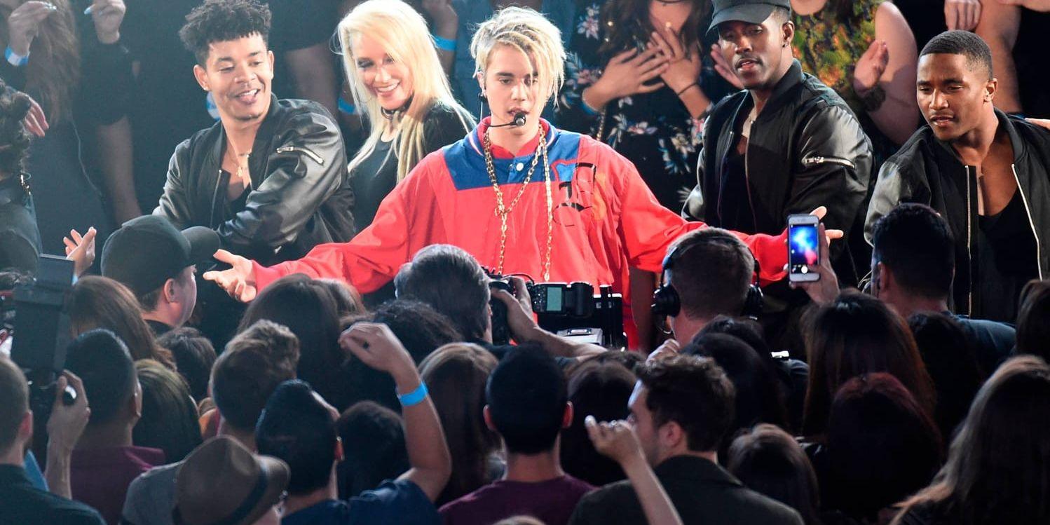 Justin Bieber vid ett framträdande på iHeartRadio Music Awards i Californien i april.