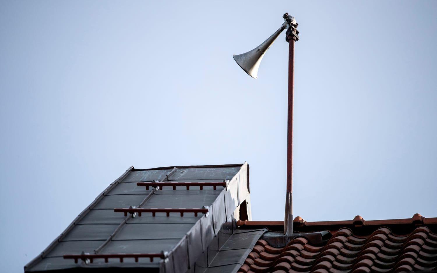 En av många ”Hesa Fredrik”, mistlurar eller tyfoner, som finns på hustak runt om i Sverige. Arkivbild.