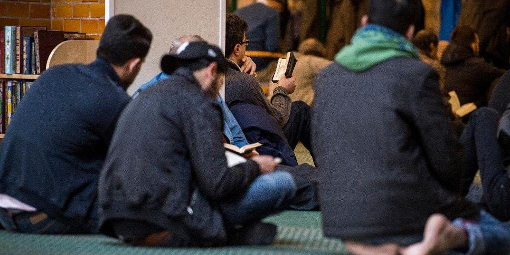 Muslimska ungdomar känner sig misstänkliggjorda efter dåden i Bryssel, enligt Rashid Musa, ordförande för Sveriges unga muslimer. Arkivbild.