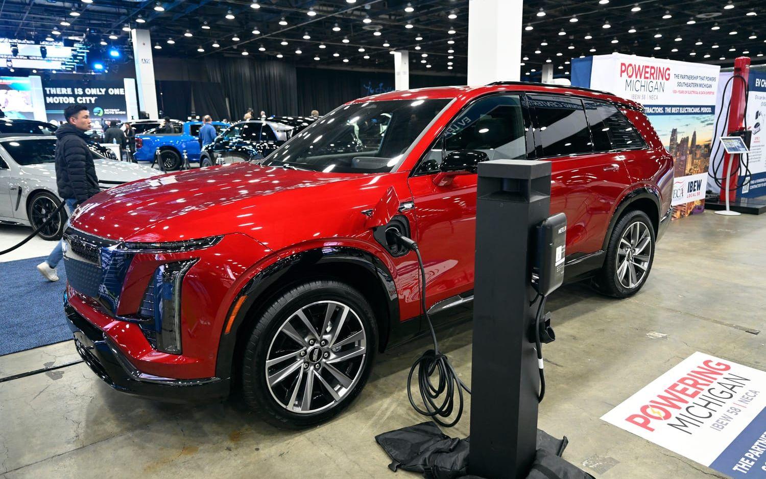 Cadillac ställer ut en av sina modeller på bilmässan i Detroit tidigare i år.  