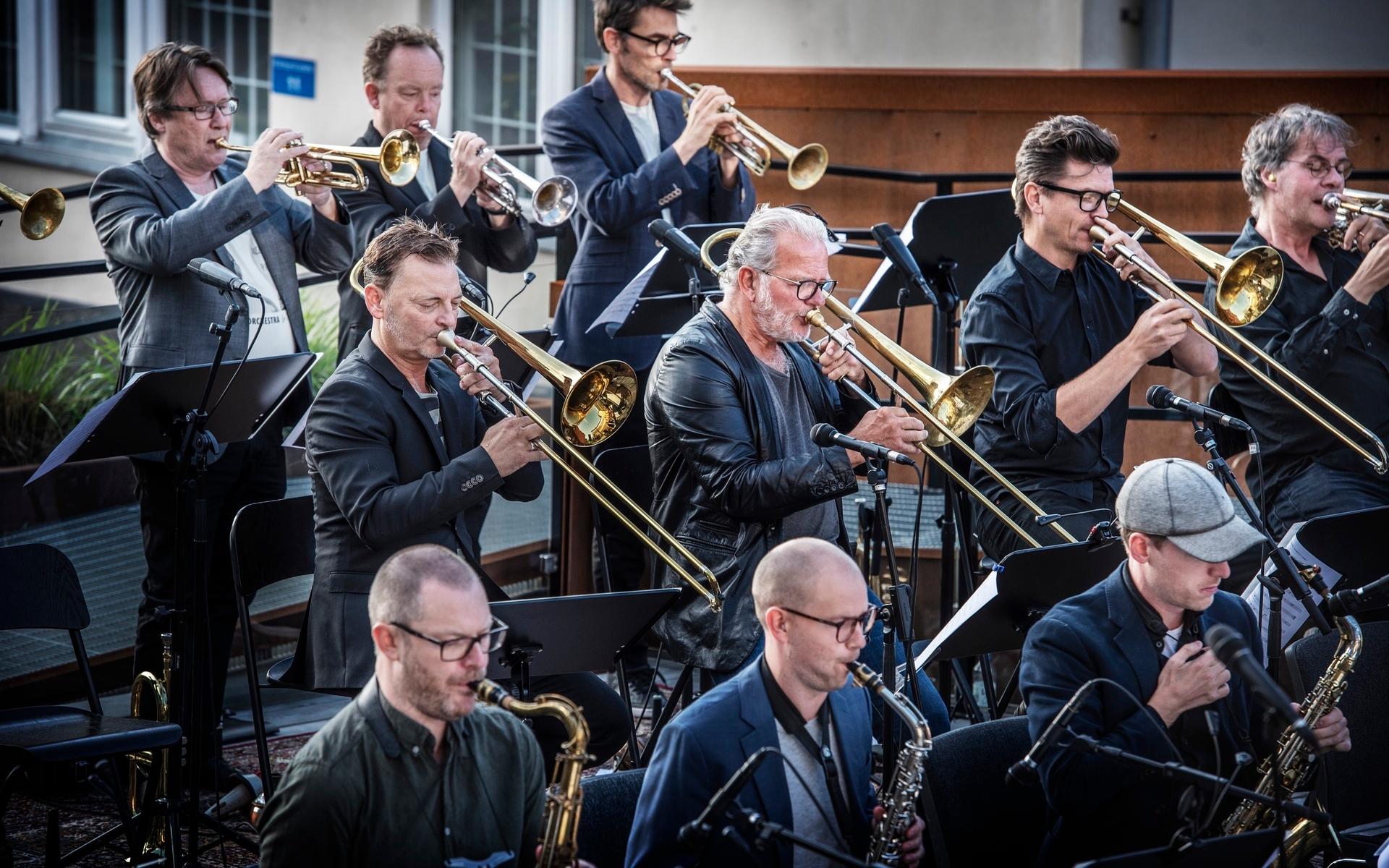 I somras släppte Göteborg Jazz Orchestra sin första skiva med inspelningar från en konsert 2020, då tillsammans med Tomas von Brömssen.
