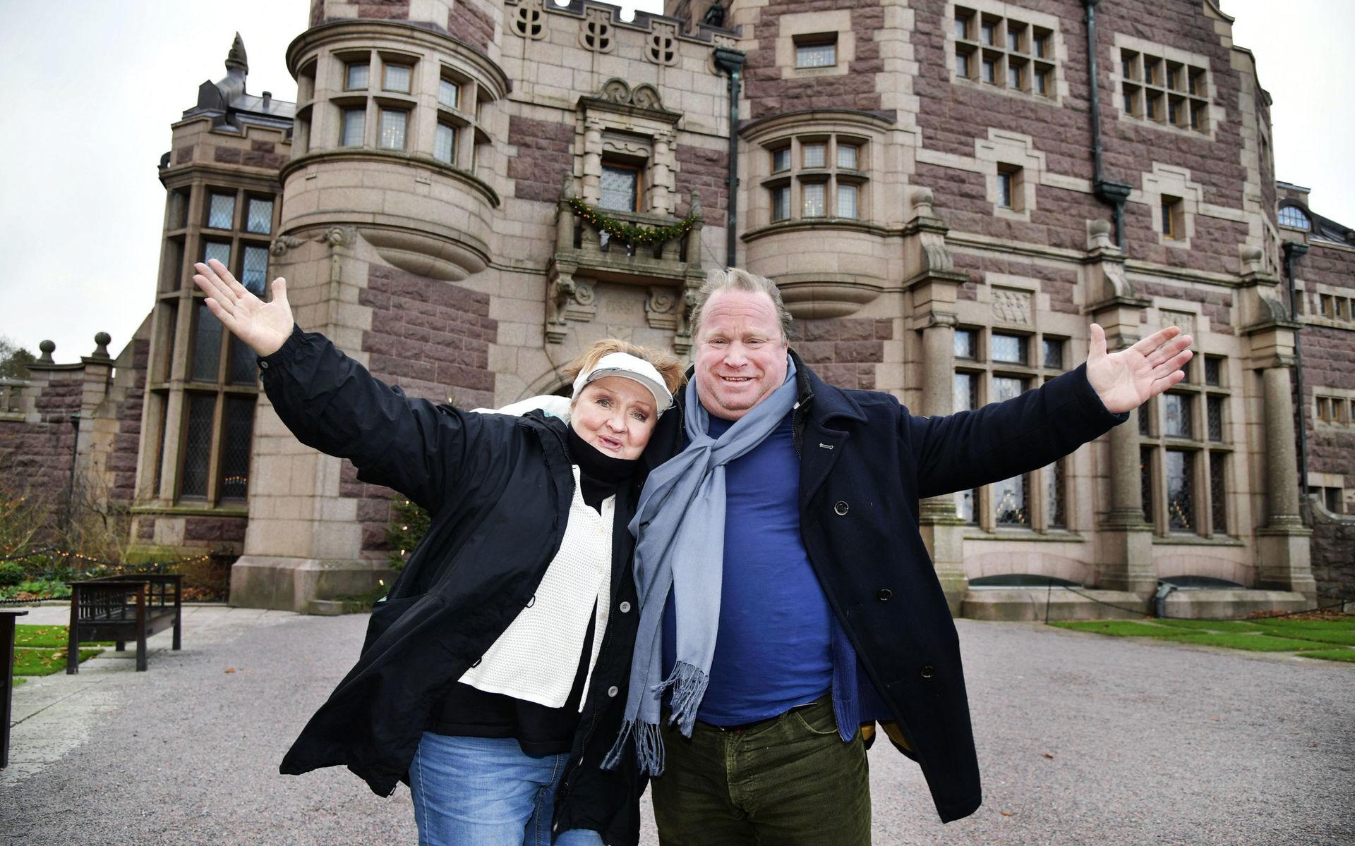 Claes Malmberg och Marianne Mörck sätter upp Jeppe på berget vid Tjolöholms slott.