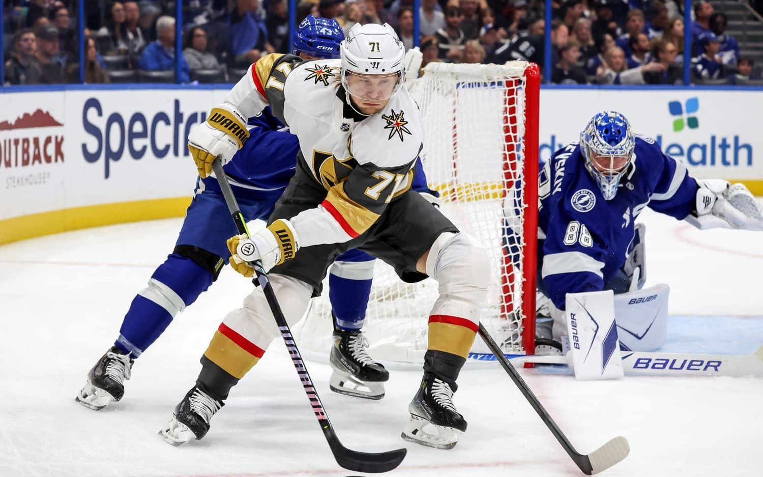 William Karlsson (71) gör comeback efter skada för sitt Vegas i natt.