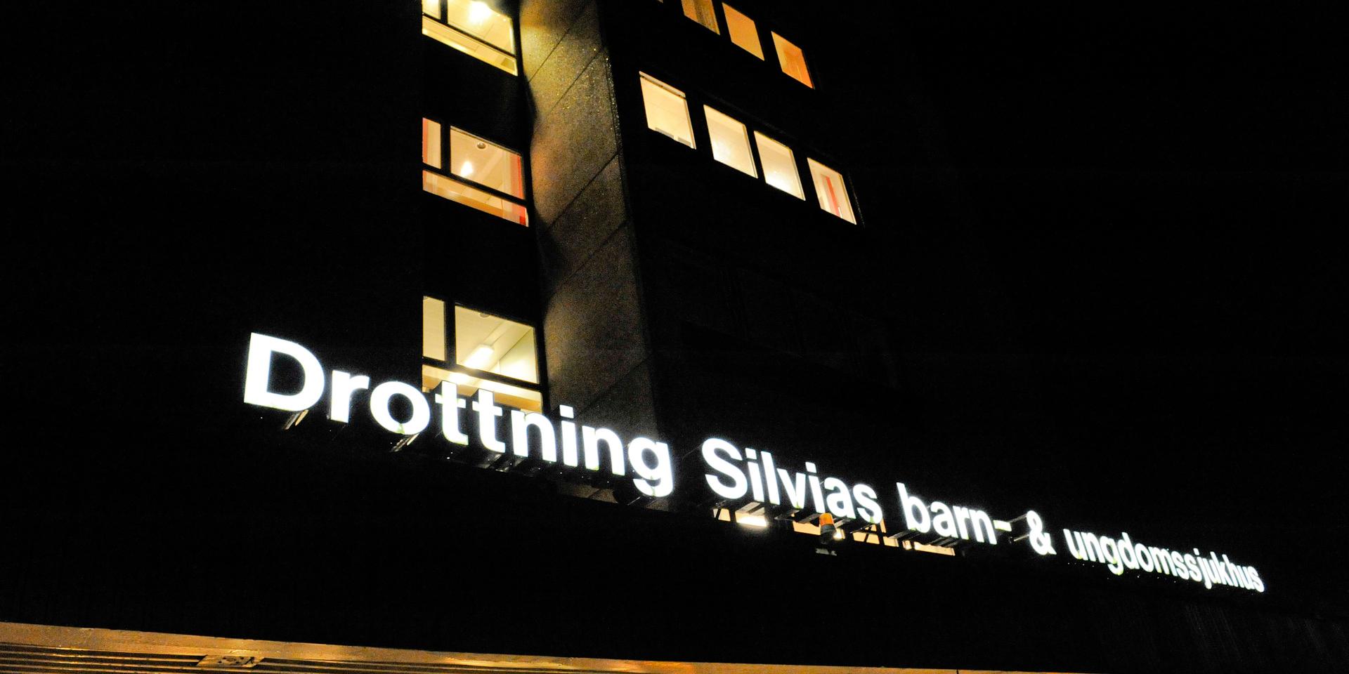 Under natten mot måndagen misstänker polisen att någon medvetet försökt anlägga en brand inne på en avdelning på Drottning Silvias barnsjukhus i Göteborg.