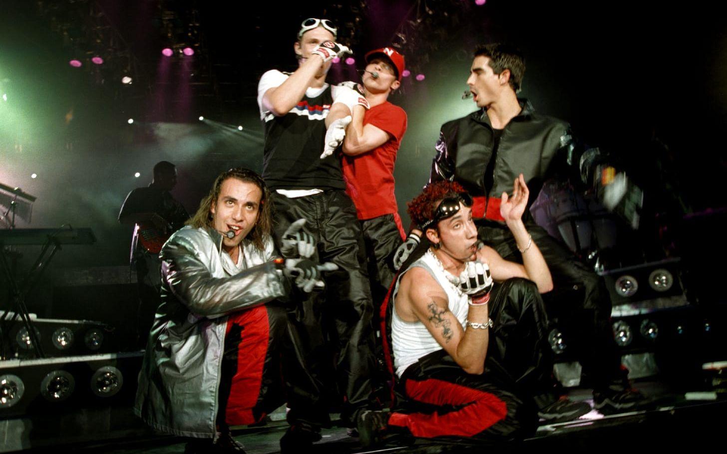 Backstreet Boys, kanske tidernas bästa pojkband, i samlad tropp under konsert i Scandinavium 1998. BILD: Magnus Sundberg