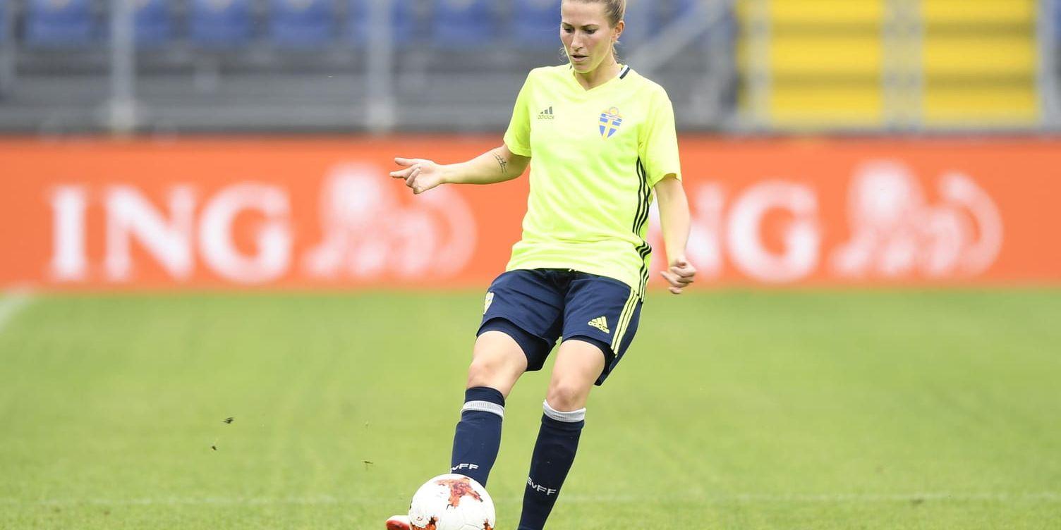 Emma Berglund var med i det svenska fotbollslandslaget vid EM i Nederländerna för två år sedan. Arkivbild.