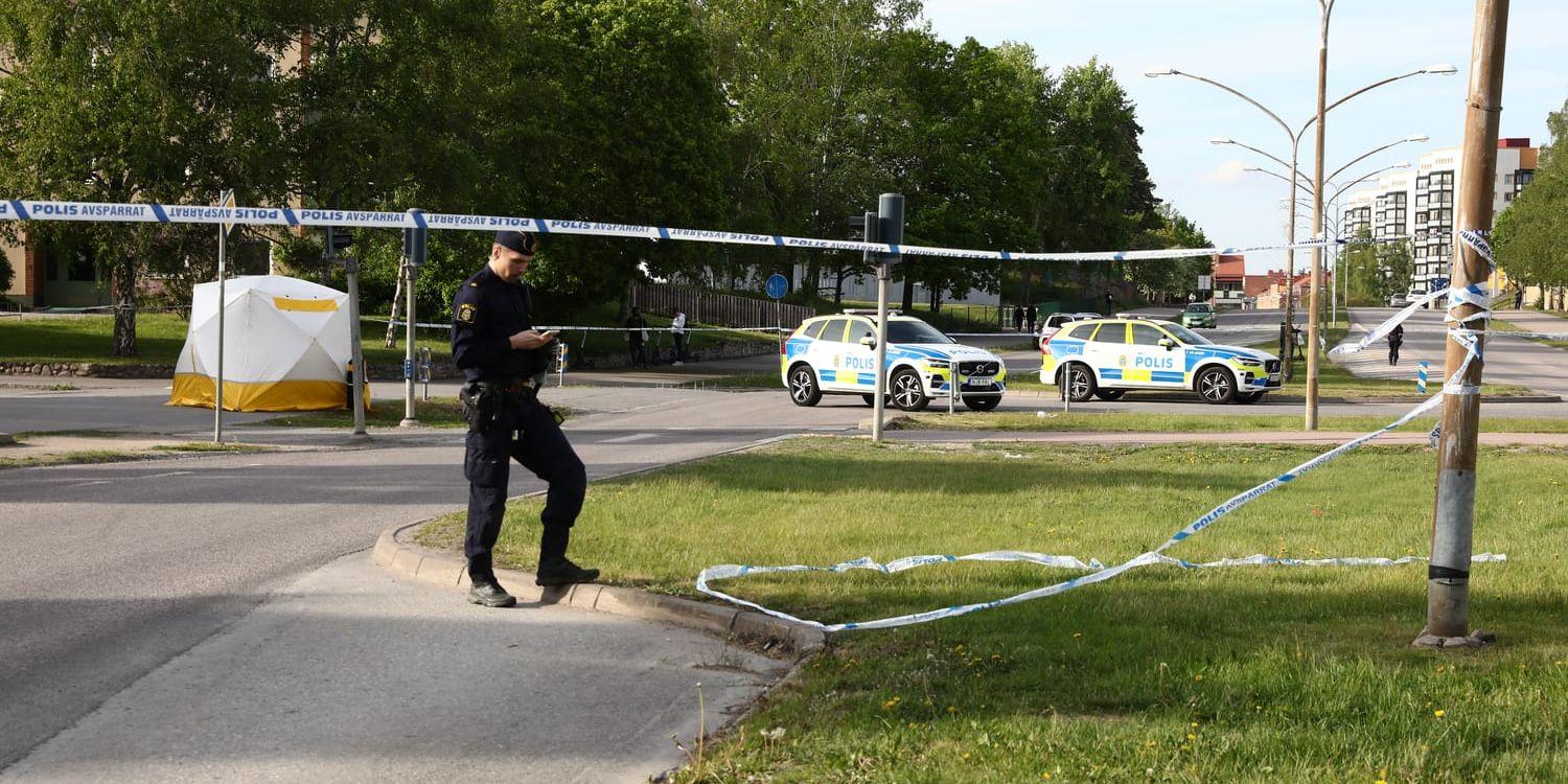 En tonåring åtalas för mordet på en man i 25-årsåldern som begicks i Brunnsbacken i Eskilstuna den 23 maj.