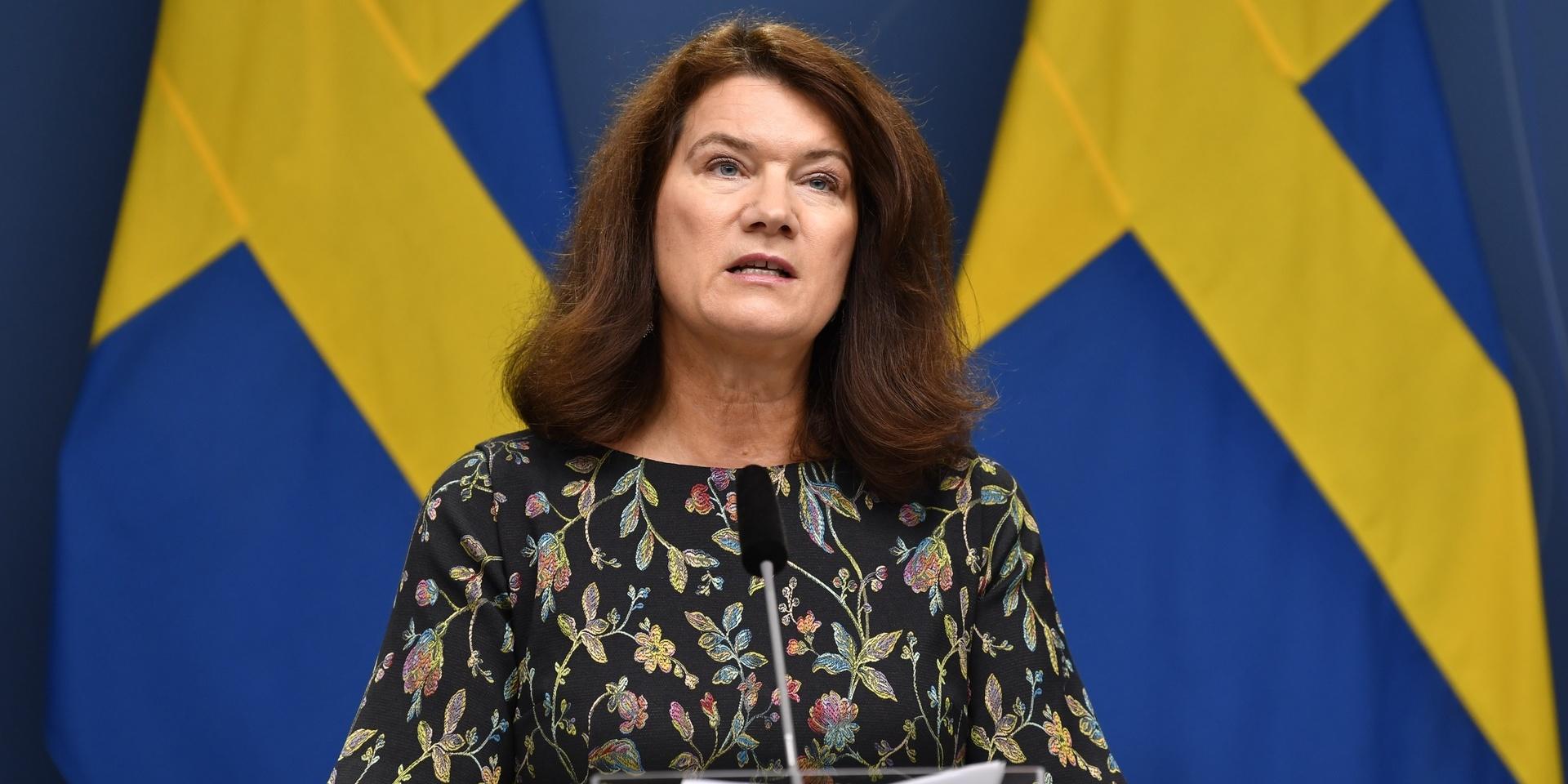 Utrikesminister Ann Linde anser att det behövs överenskommelser med talibanerna för att få ut svenskar eller andra personer ur Afghanistan. Arkivbild.