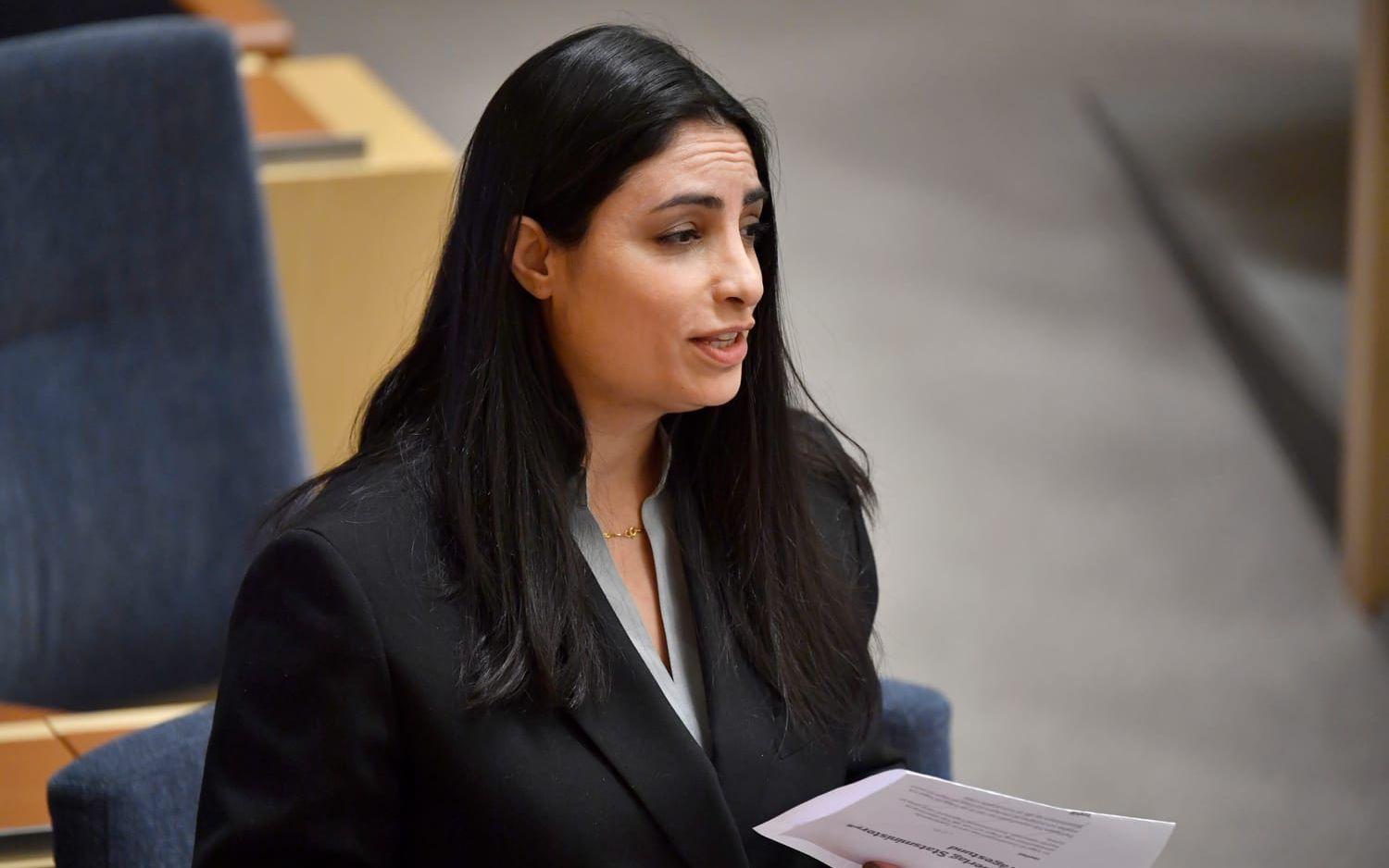 Vänsterpartiets partiledare Nooshi Dadgostar. Arkivbild.